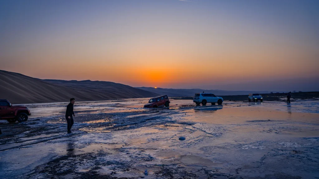 Paysage de voyage associé à 4x4 namibie