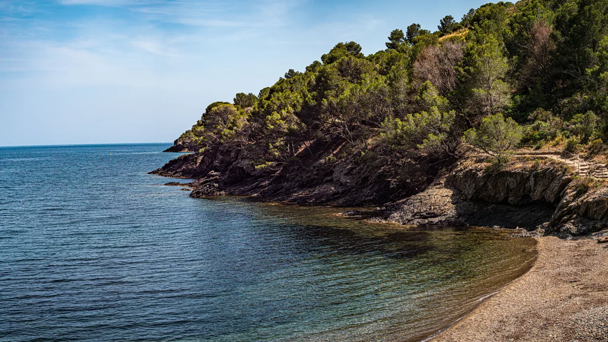 Détail du paysage et de l'étape liés à camping ligurie bord de mer