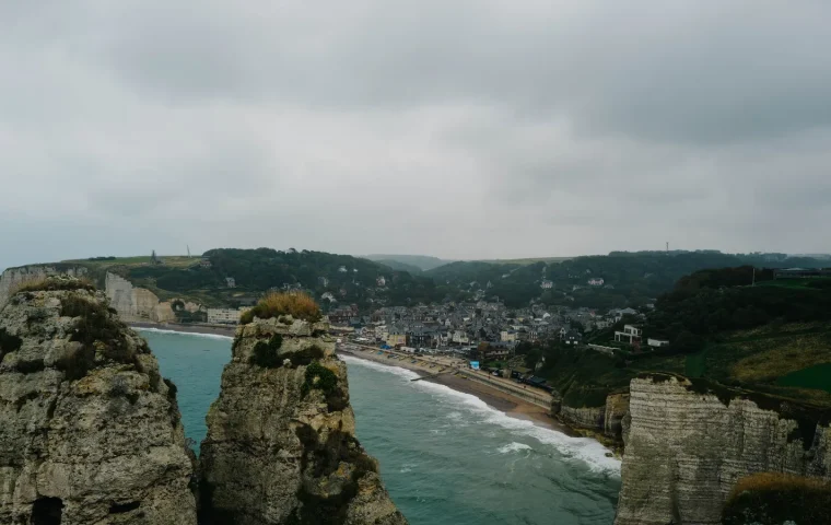 Paysage de voyage associé à destination été en famille