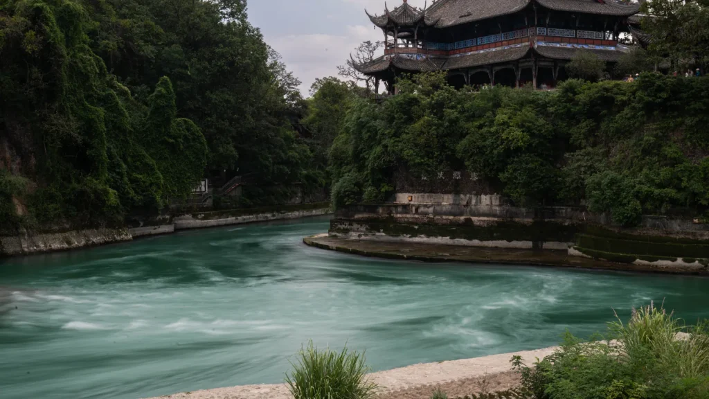 Paysage de voyage associé à furong chine