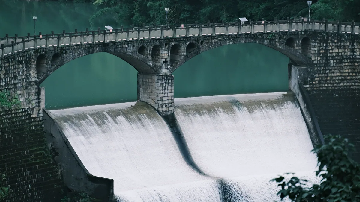 Détail du paysage et de l'étape liés à furong chine
