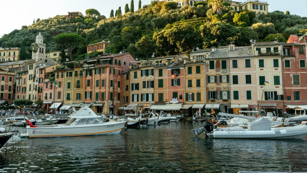 Paysage de voyage associé à ligurie en famille