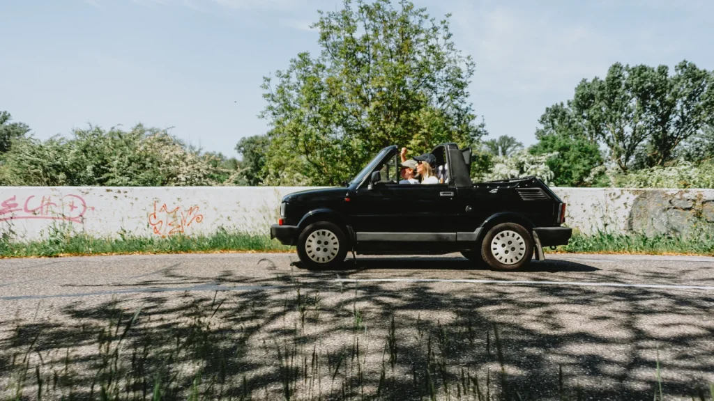 Paysage de voyage associé à long trajet voiture enfants