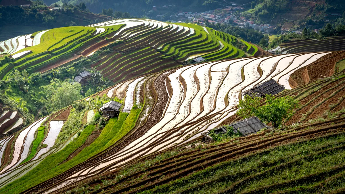 Détail du paysage et de l'étape liés à longsheng chine